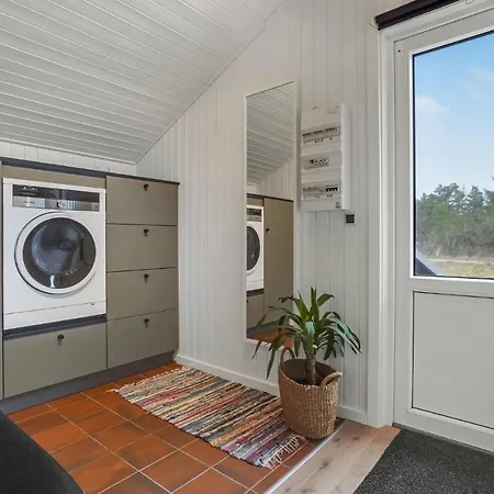 別荘 Beautiful In Rm With 2 Bedrooms, Wifi And Sauna *